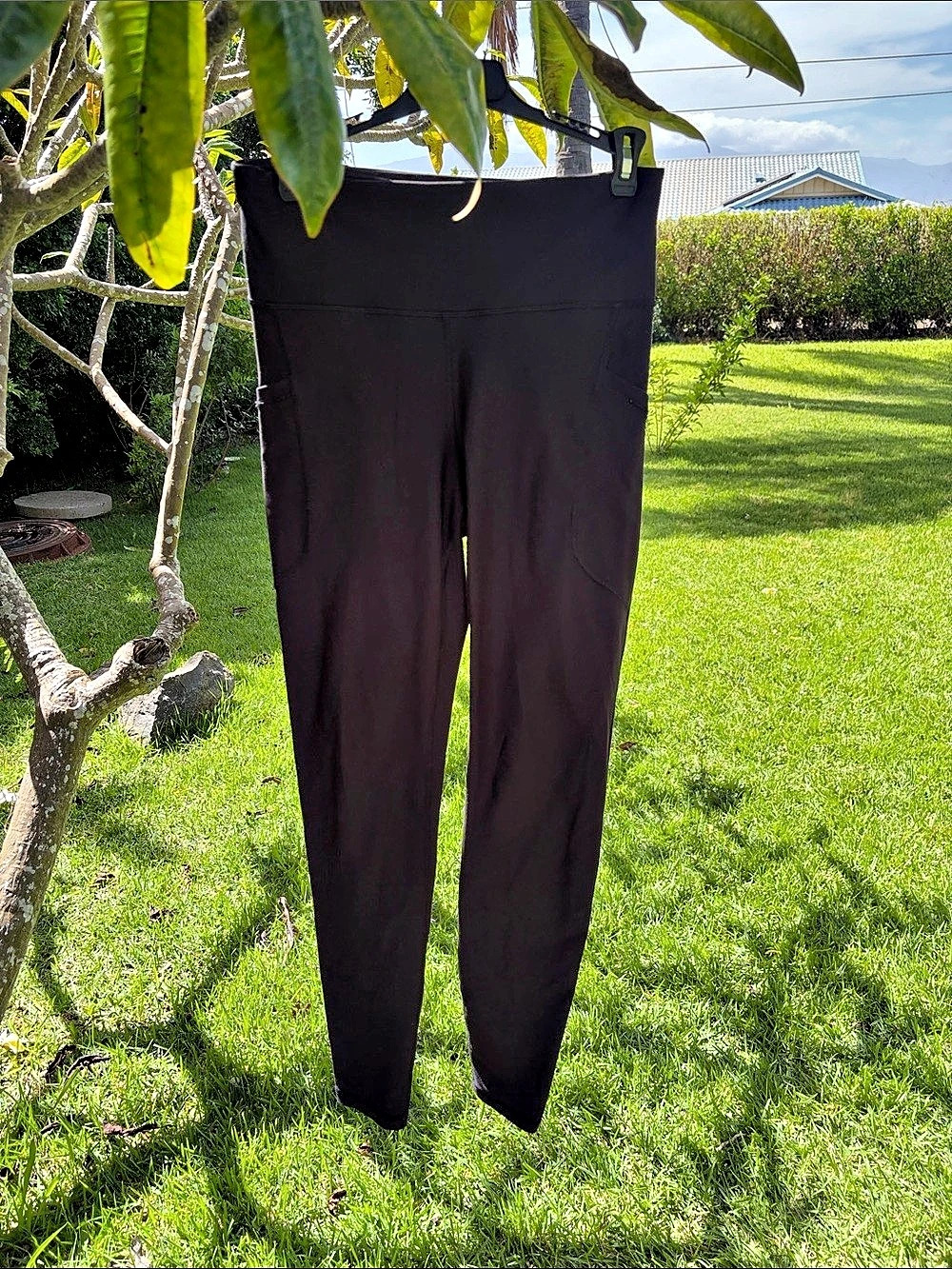 Old Navy High-Waisted PowerPress Side-Pocket Leggings Black Medium